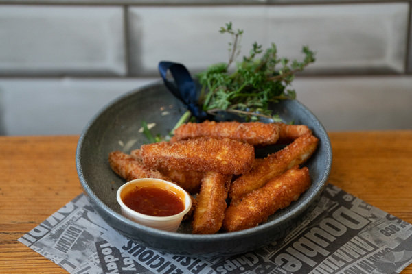 Halloumi Fries